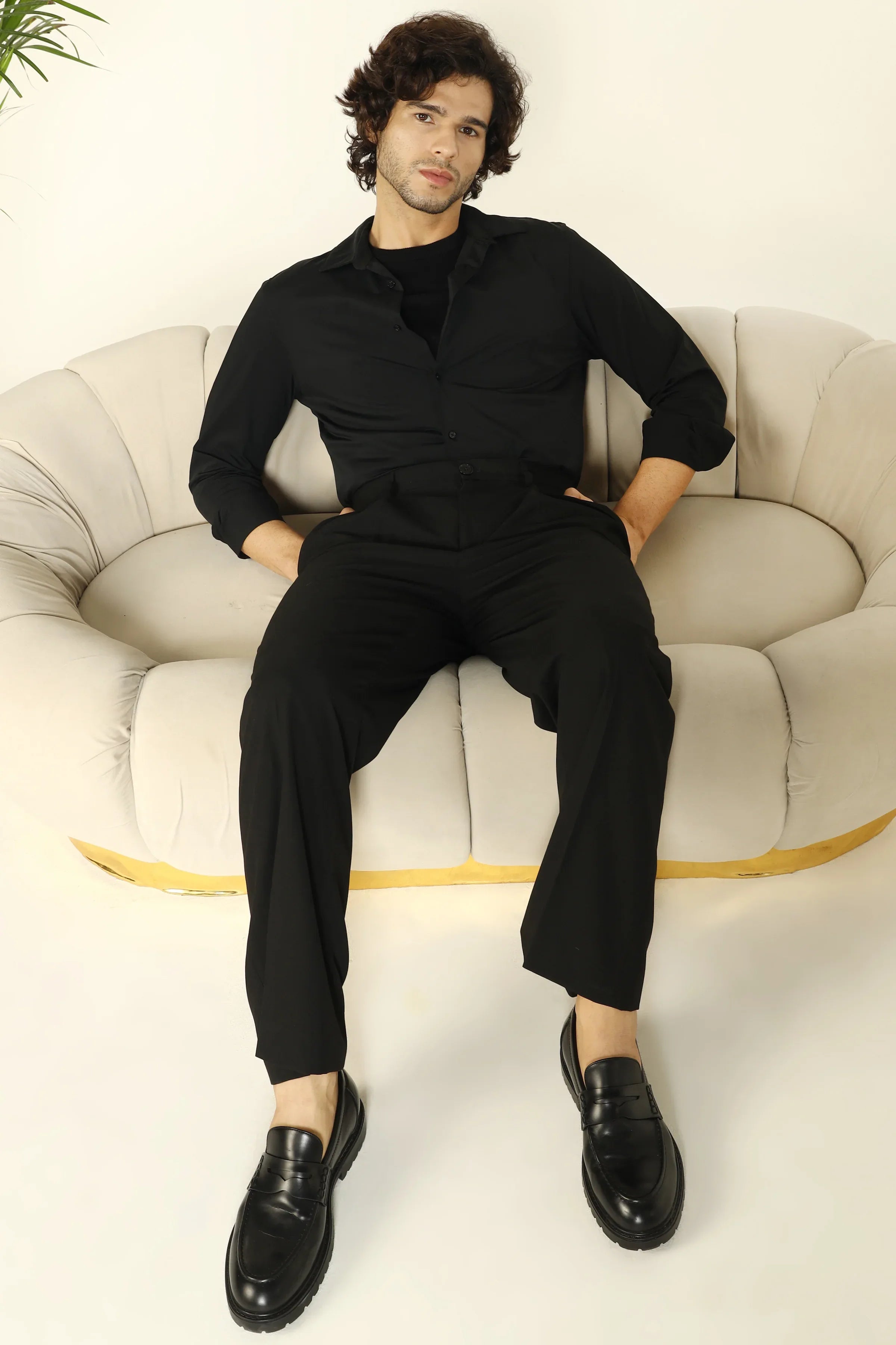 RELAXED FIT PLEATED TROUSERS BLACK - CRAIG