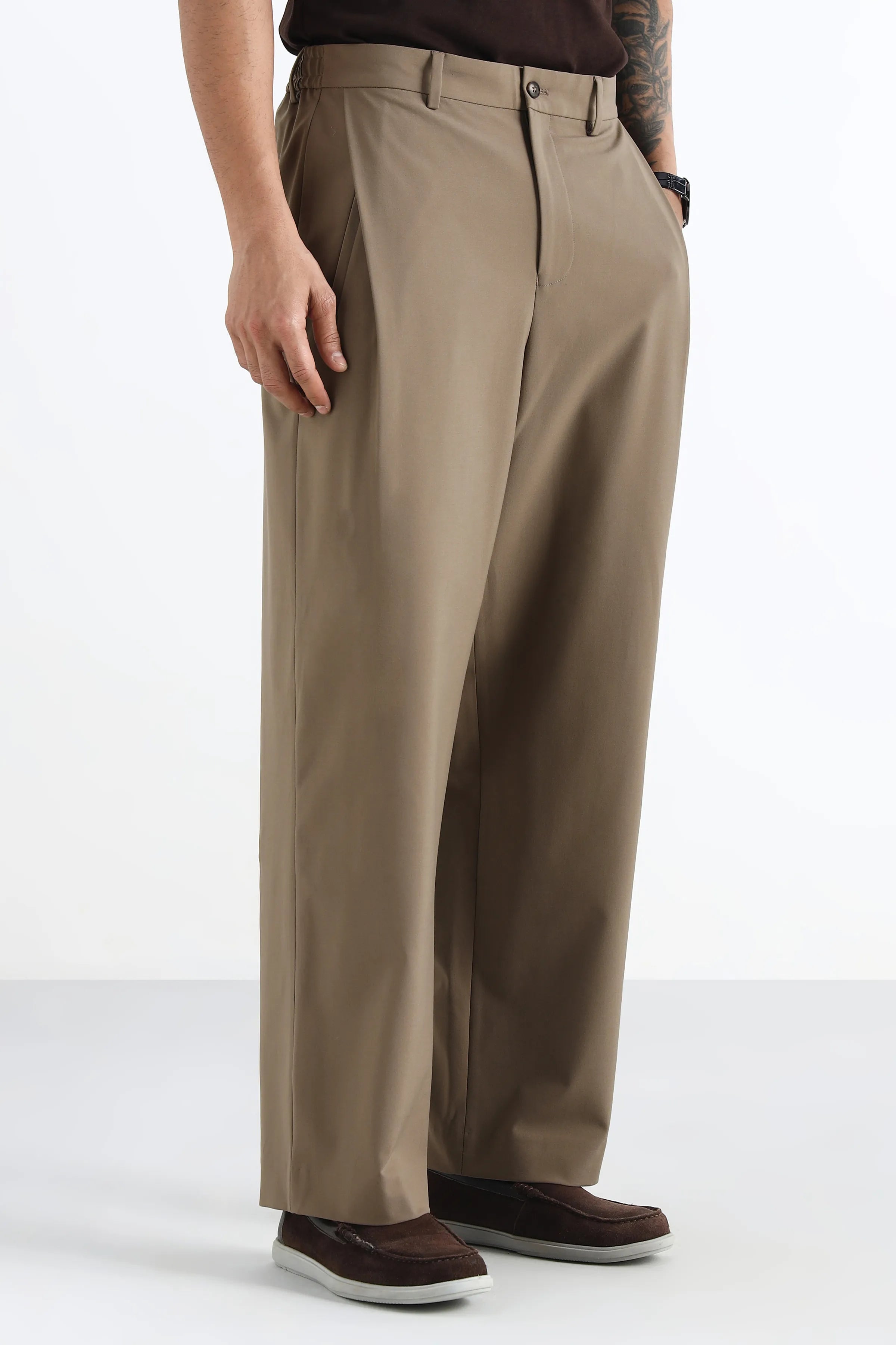 Mousse Flowing Trousers with Side Pleats