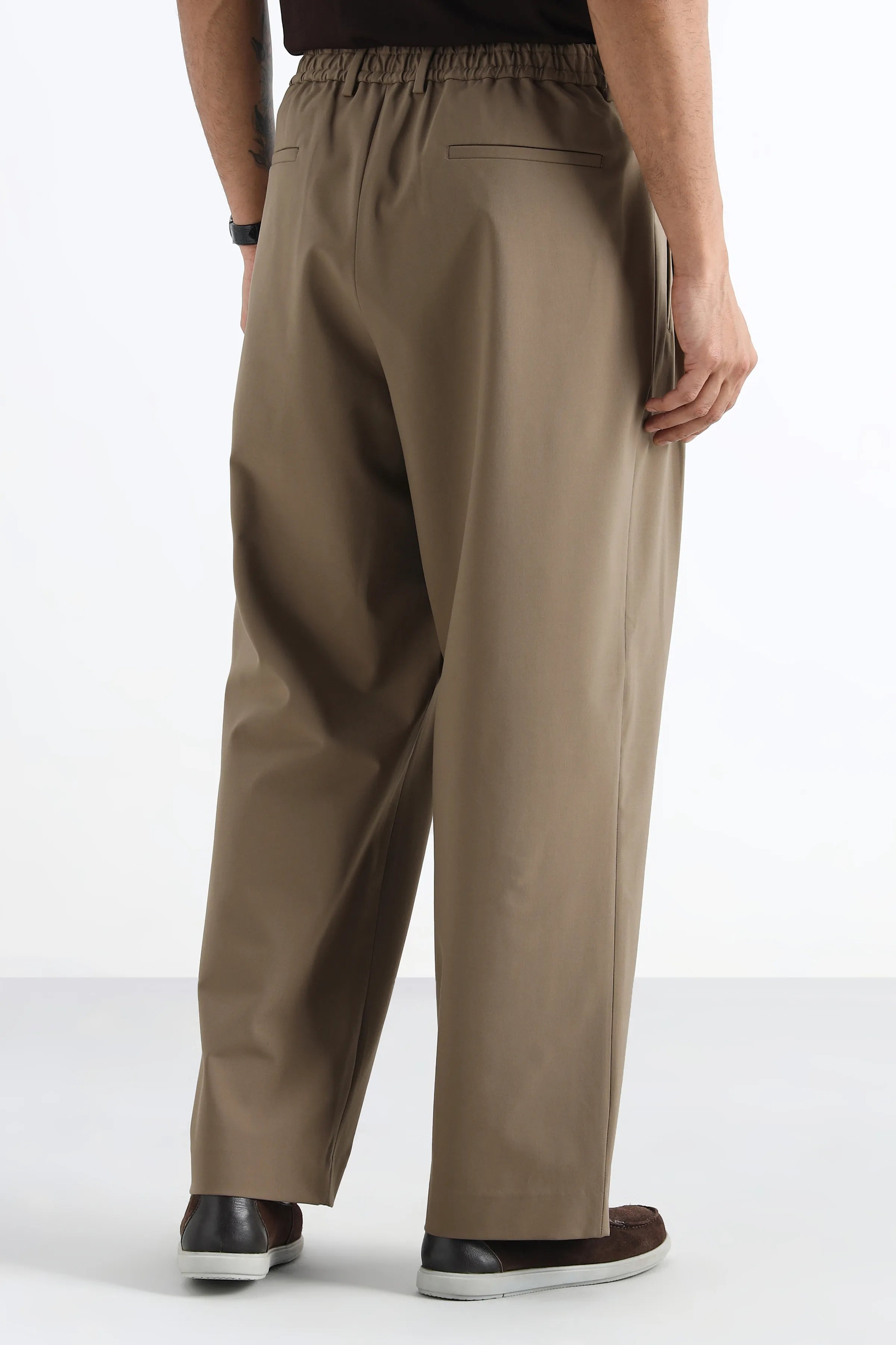 Mousse Flowing Trousers with Side Pleats