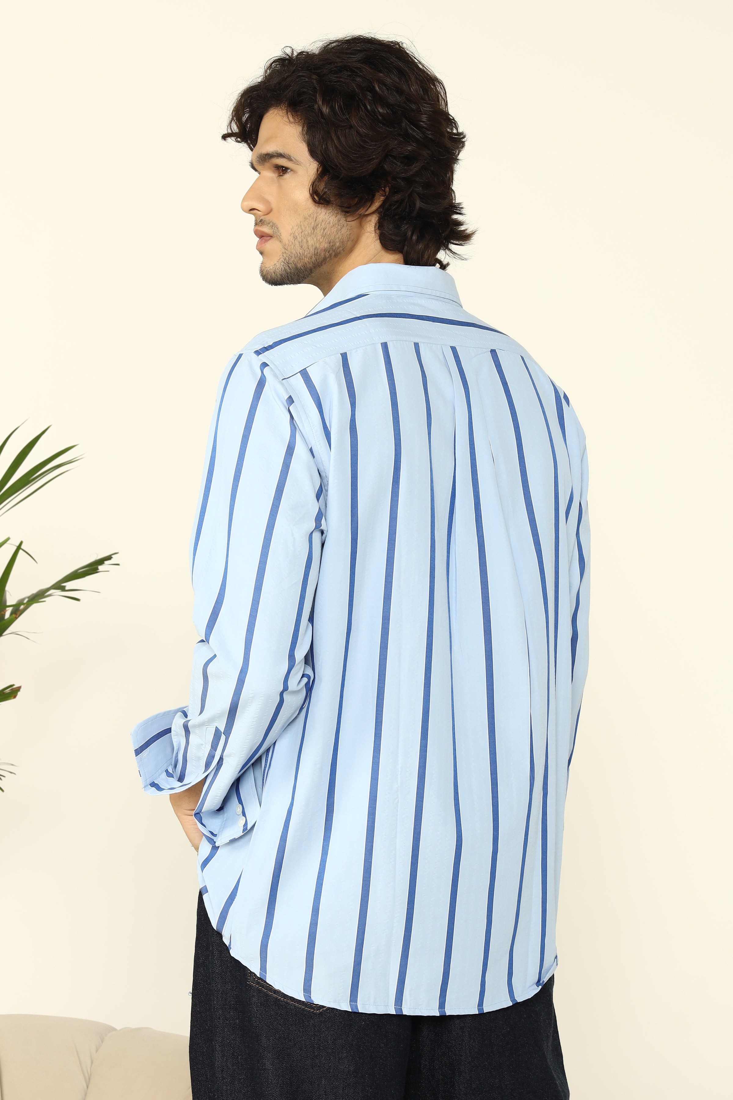 BLUE SEERSUCKER STRIPE SHIRT