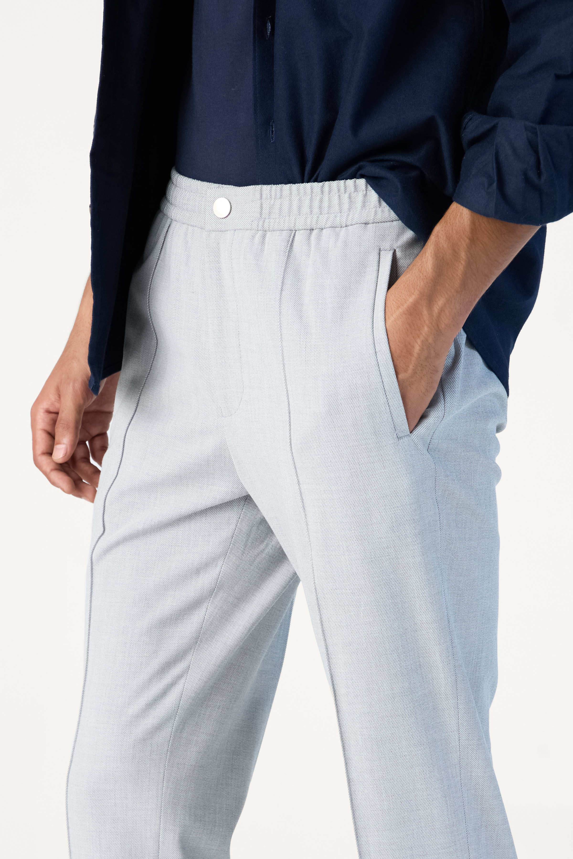 TEXTURED ELASTICATED JOGGER GREY