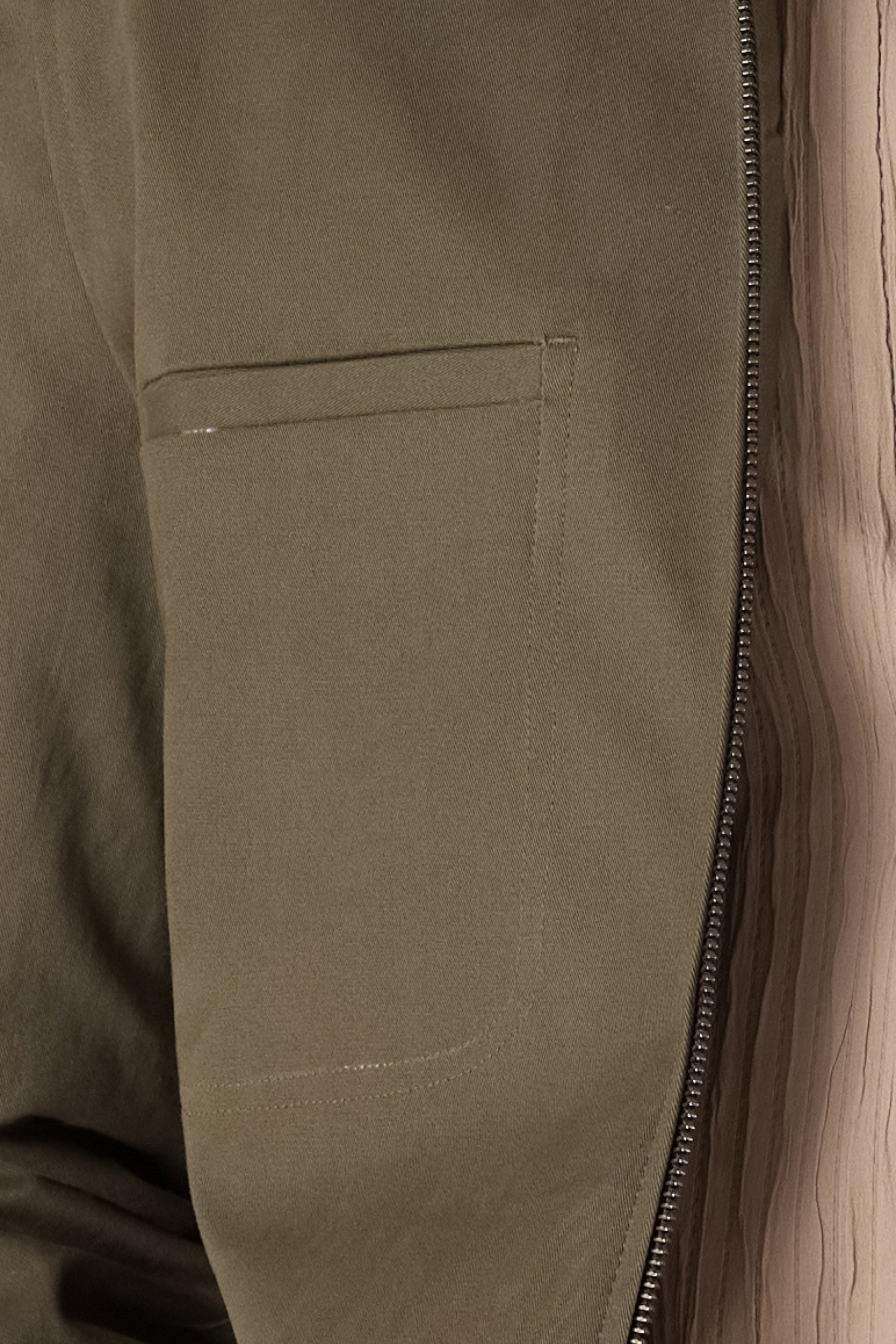 SWOOSH OVERSHIRT