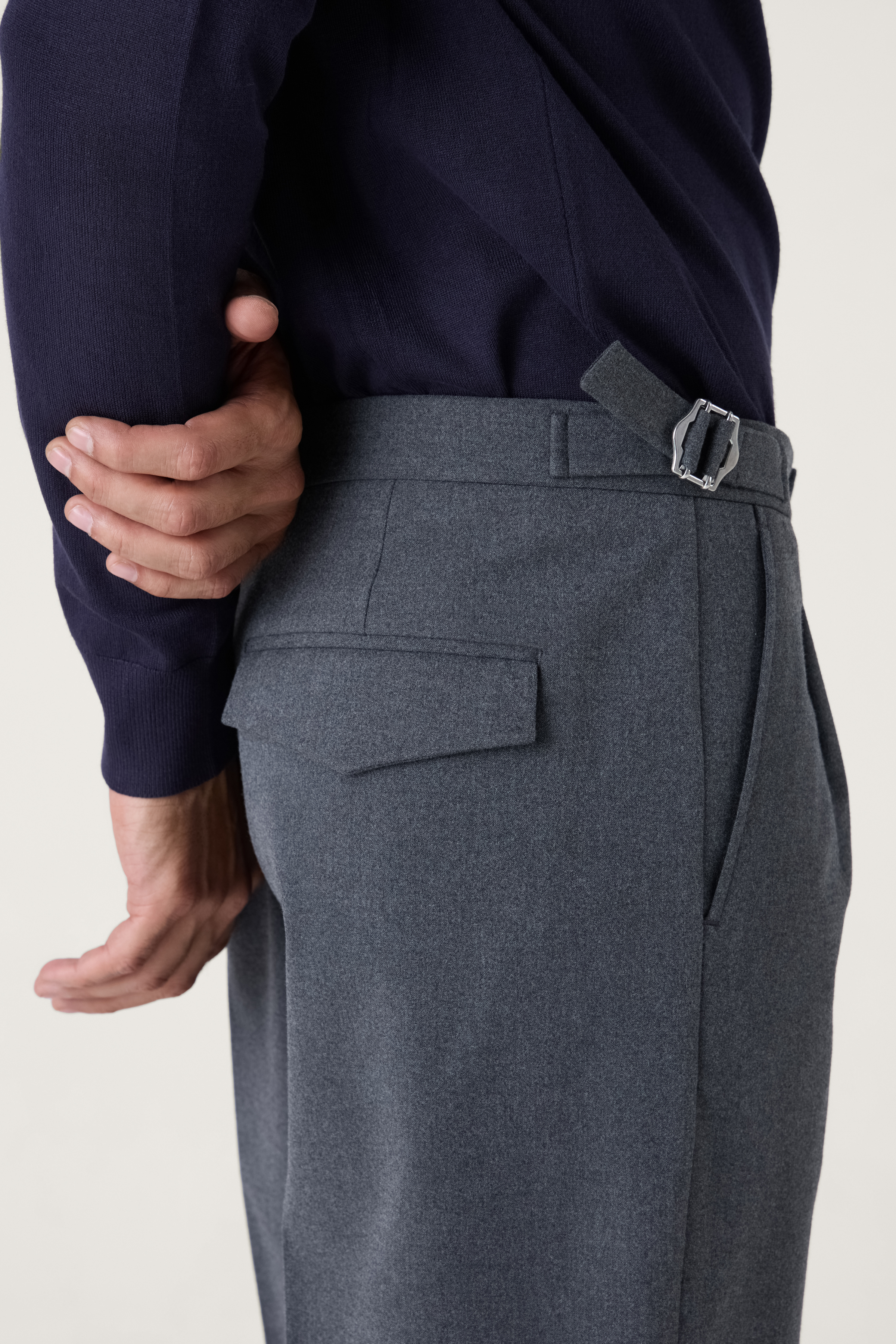 PLEATED TWILL TAILORED TROUSER GREY