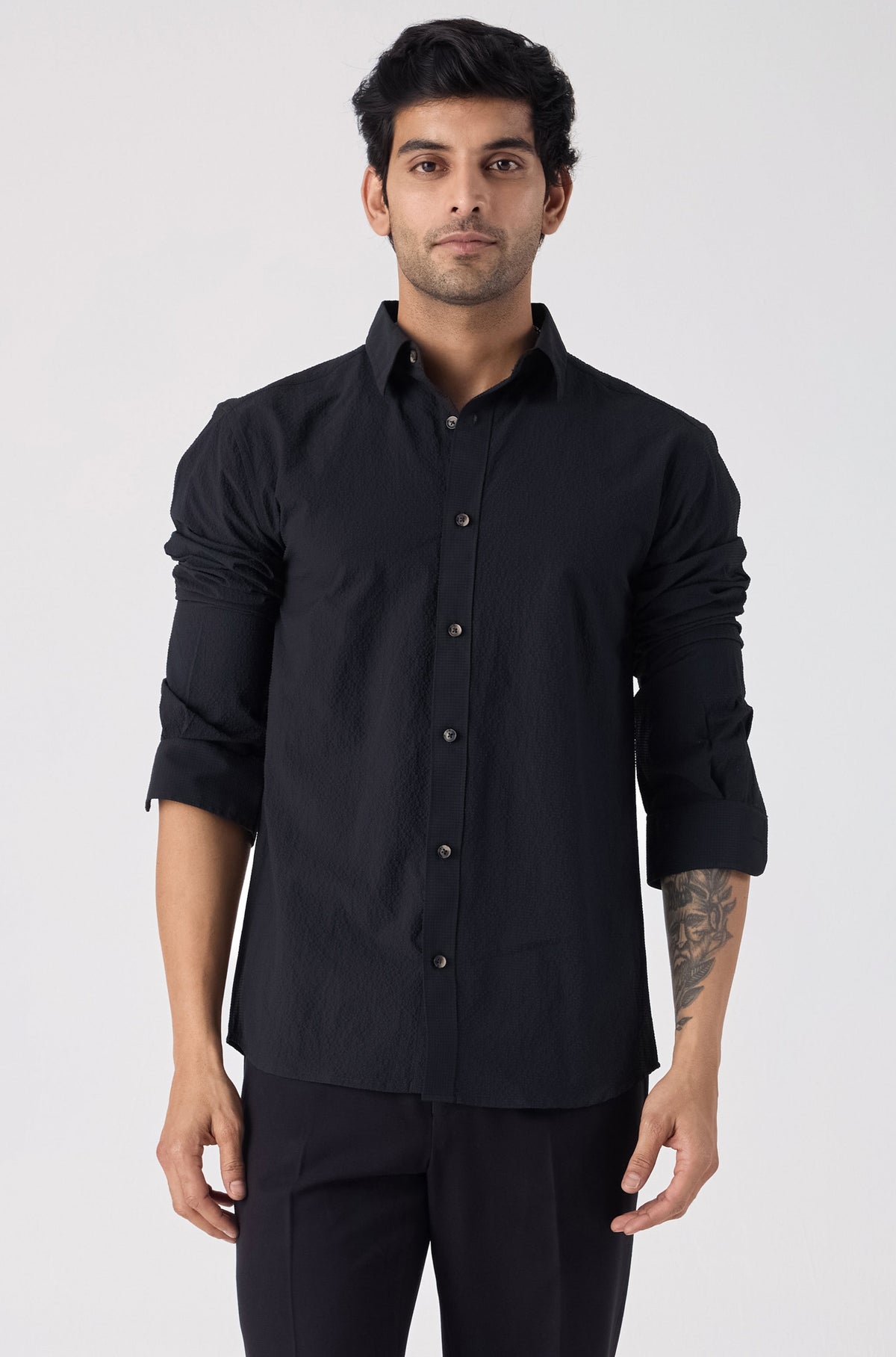 BLACK TEXTURE WEAVE SHIRT