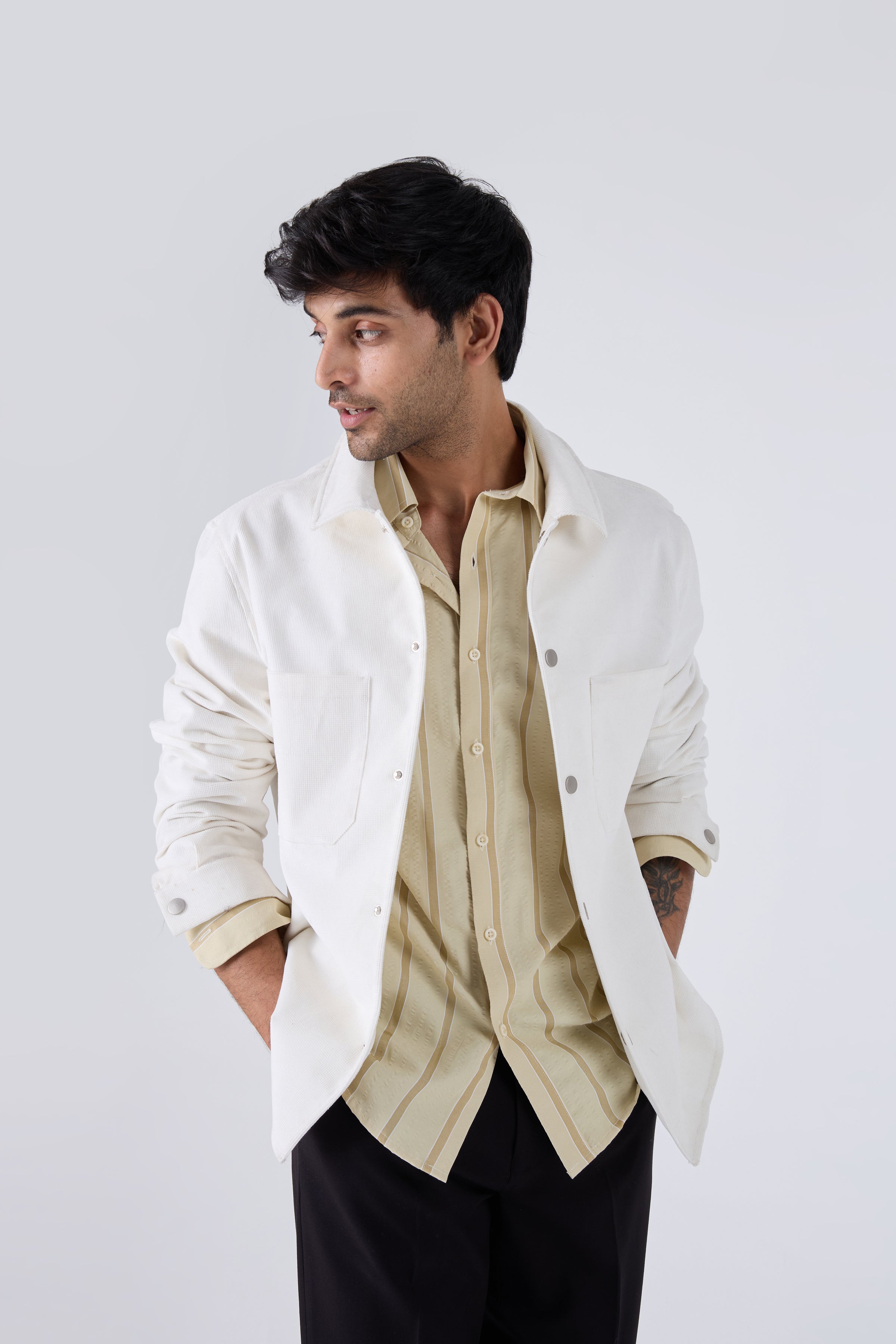 COTTON TEXTURE OVERSHIRT