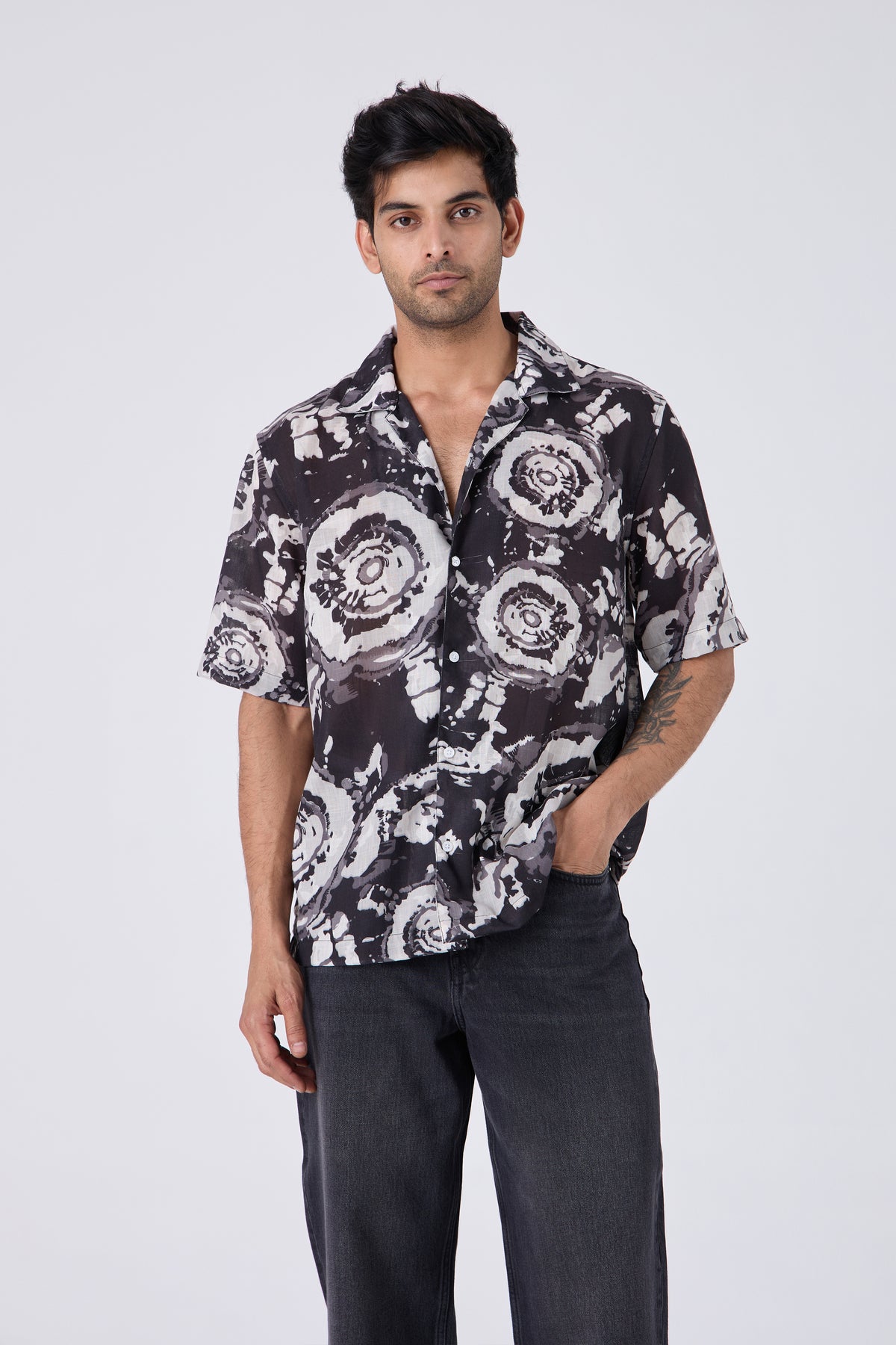 BLACK FLOWER PRINTED SHIRT