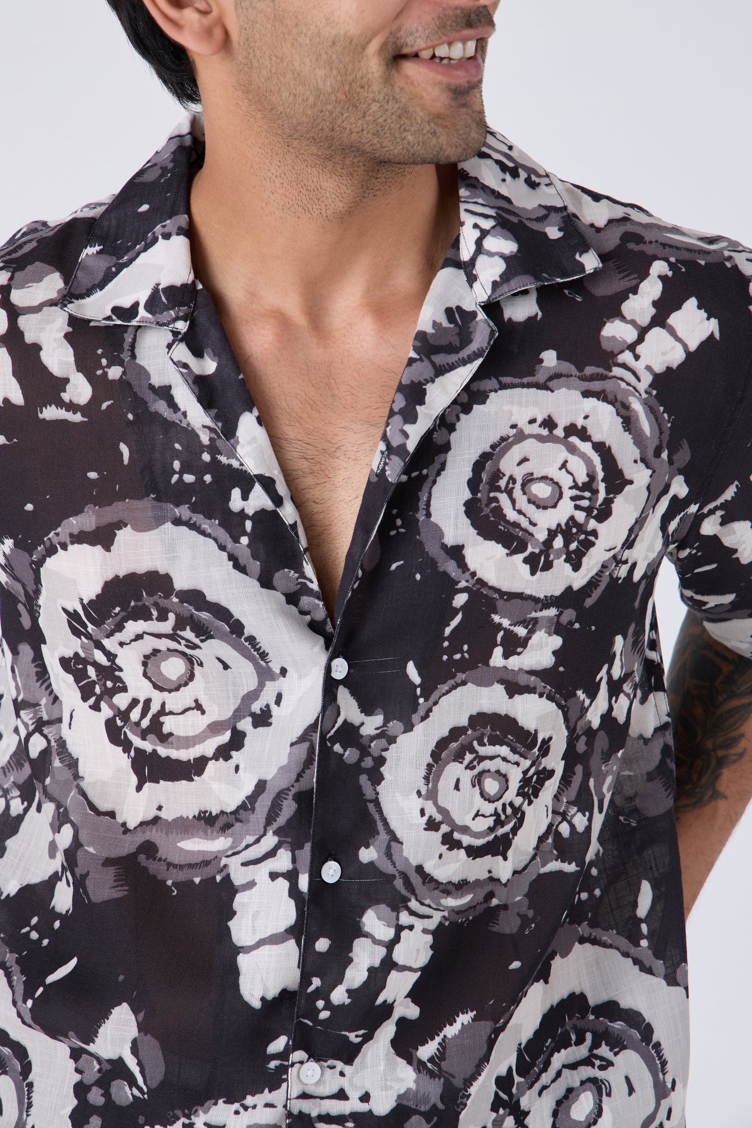 BLACK FLOWER PRINTED SHIRT