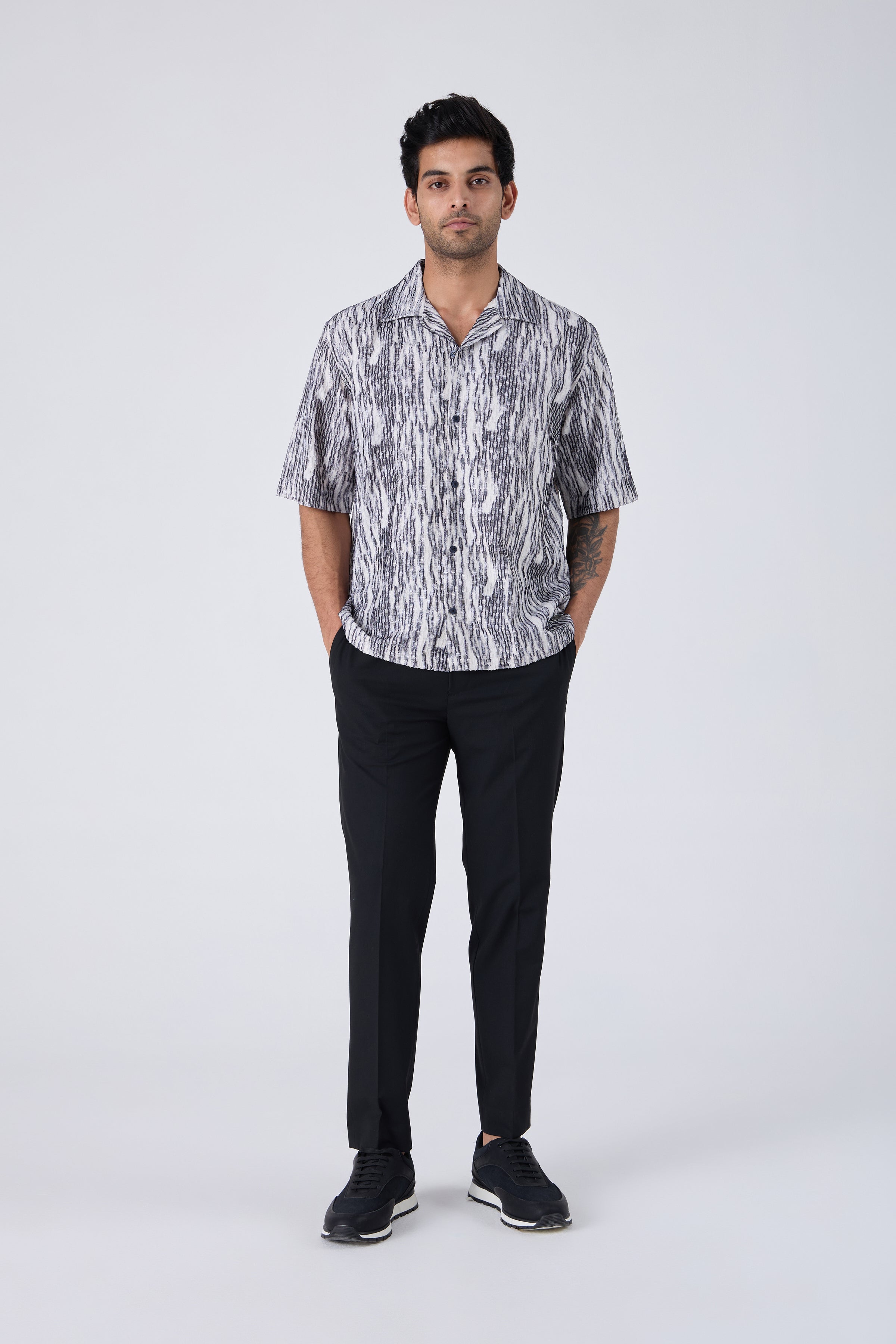 JACQUARD ABSTARCT BOXY SHIRT