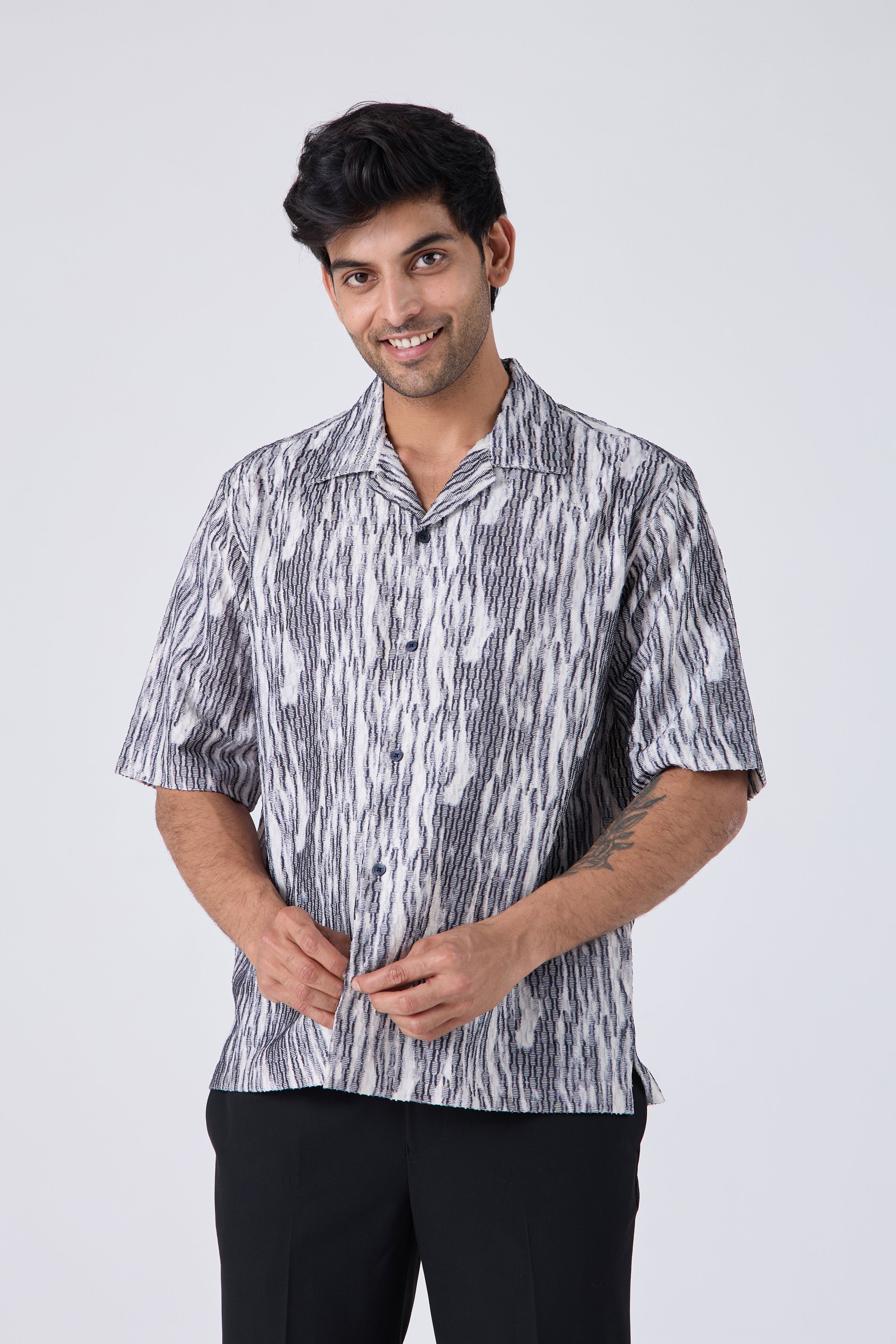 JACQUARD ABSTARCT BOXY SHIRT