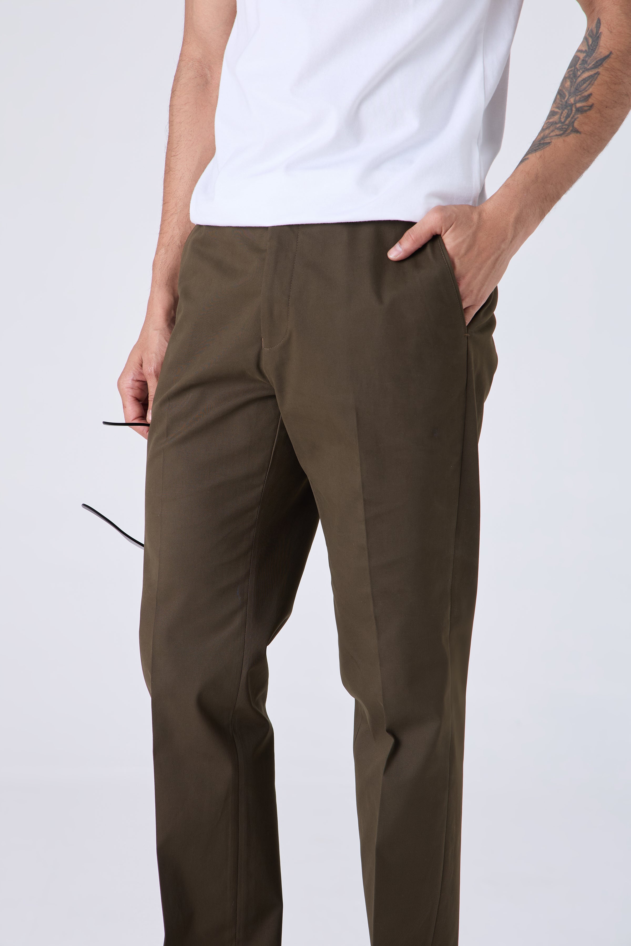 BASIC SLIM FIT CHINO